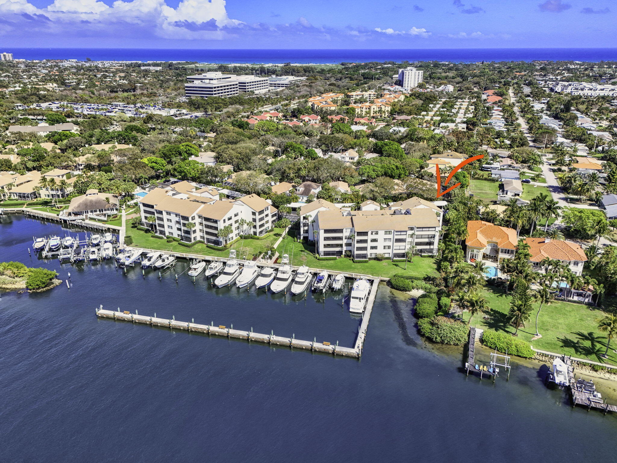 OAK HARBOUR CONDOS - Residential Lease