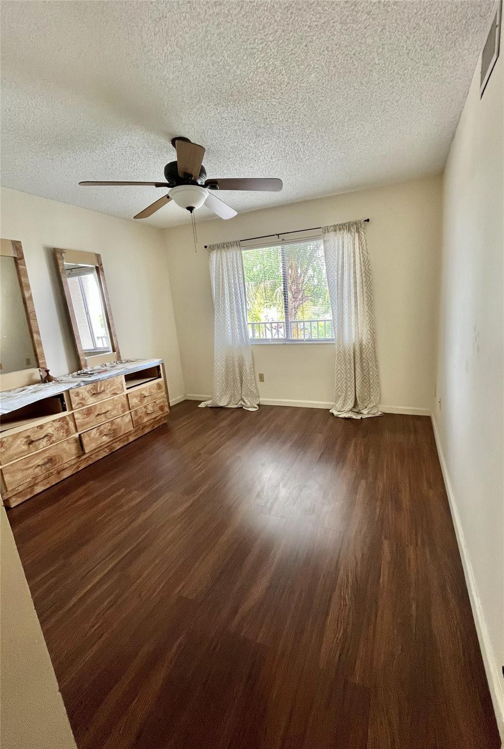 BELFORT CONDOMINIUM O - Residential Lease