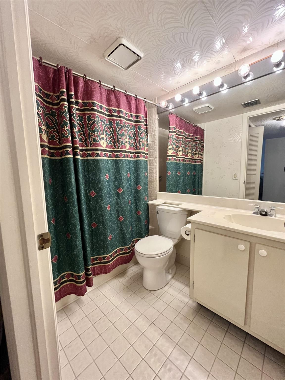 BELFORT CONDOMINIUM O - Residential Lease