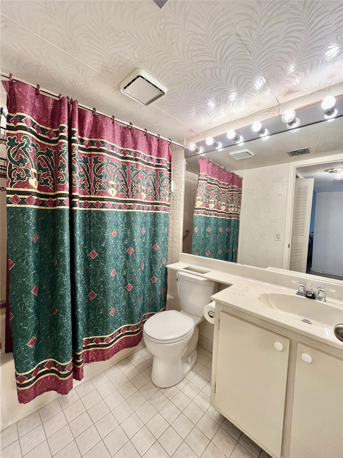 BELFORT CONDOMINIUM O - Residential Lease