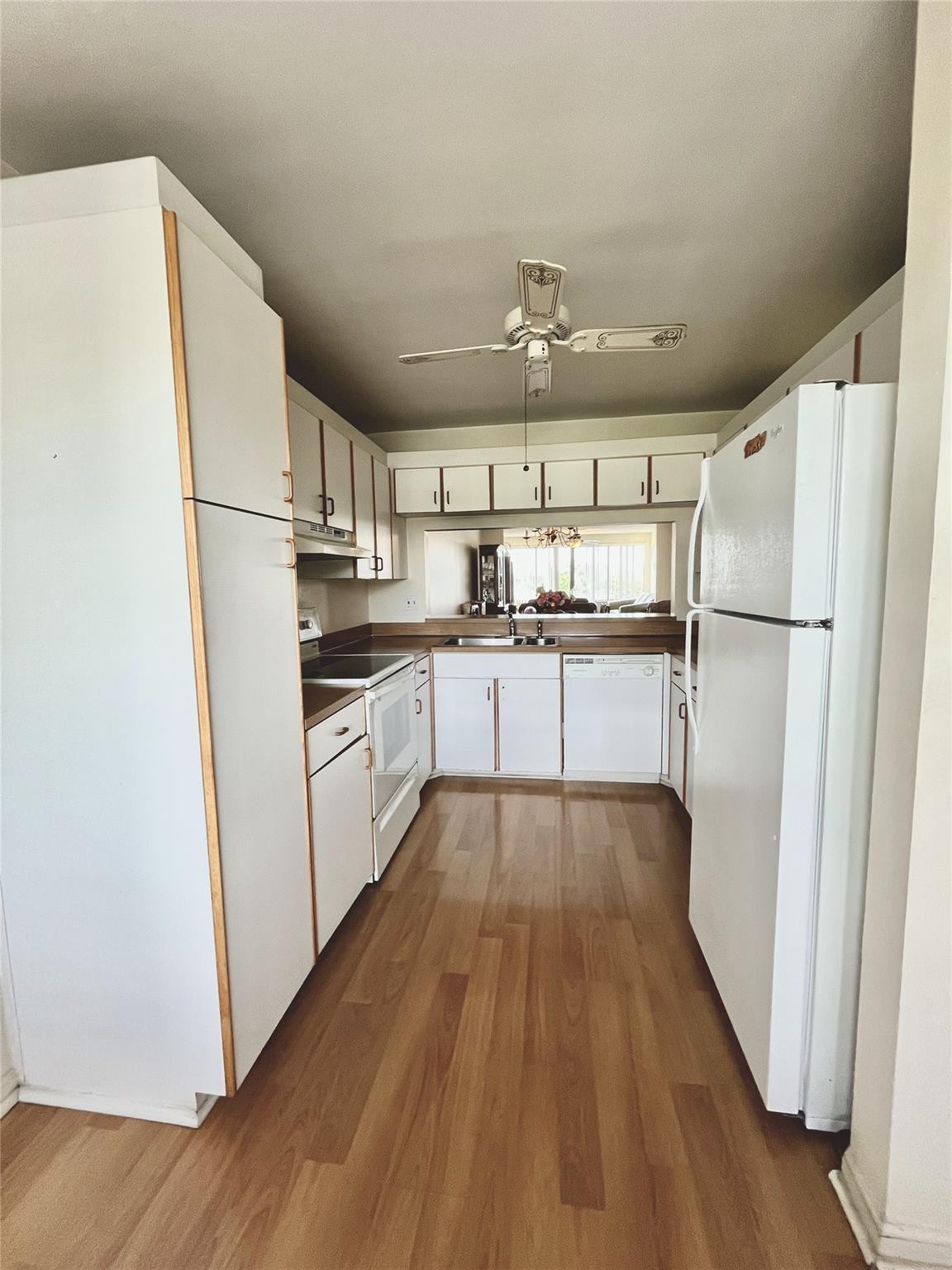 BELFORT CONDOMINIUM O - Residential Lease