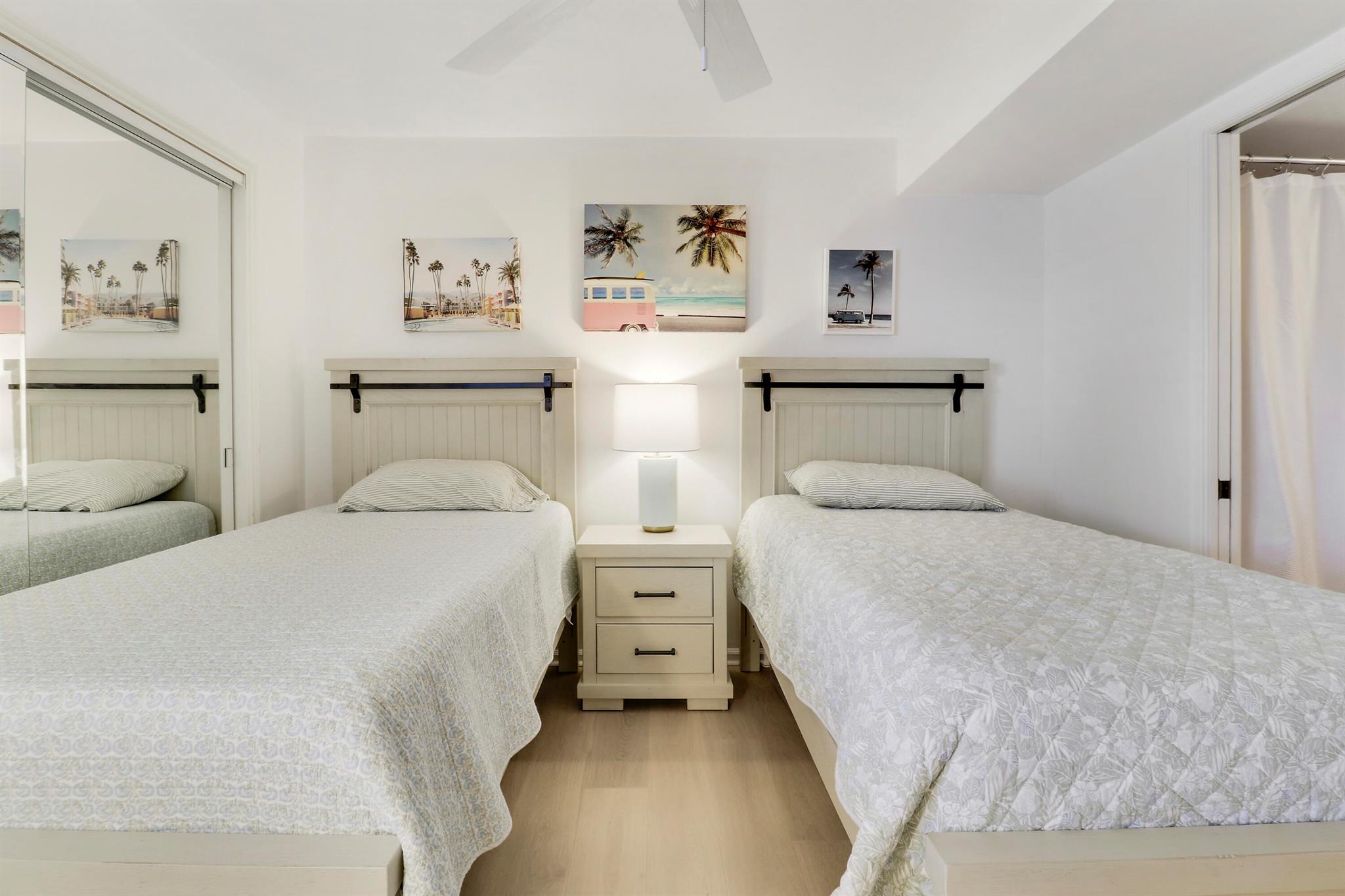 BAY COLONY - Residential Lease