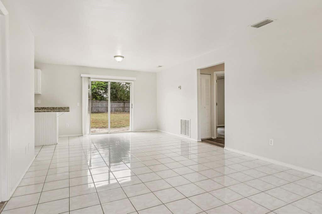 Photo of 2289 SE West Blackwell Drive, Port Saint Lucie, FL 34952 (MLS # F10519789)