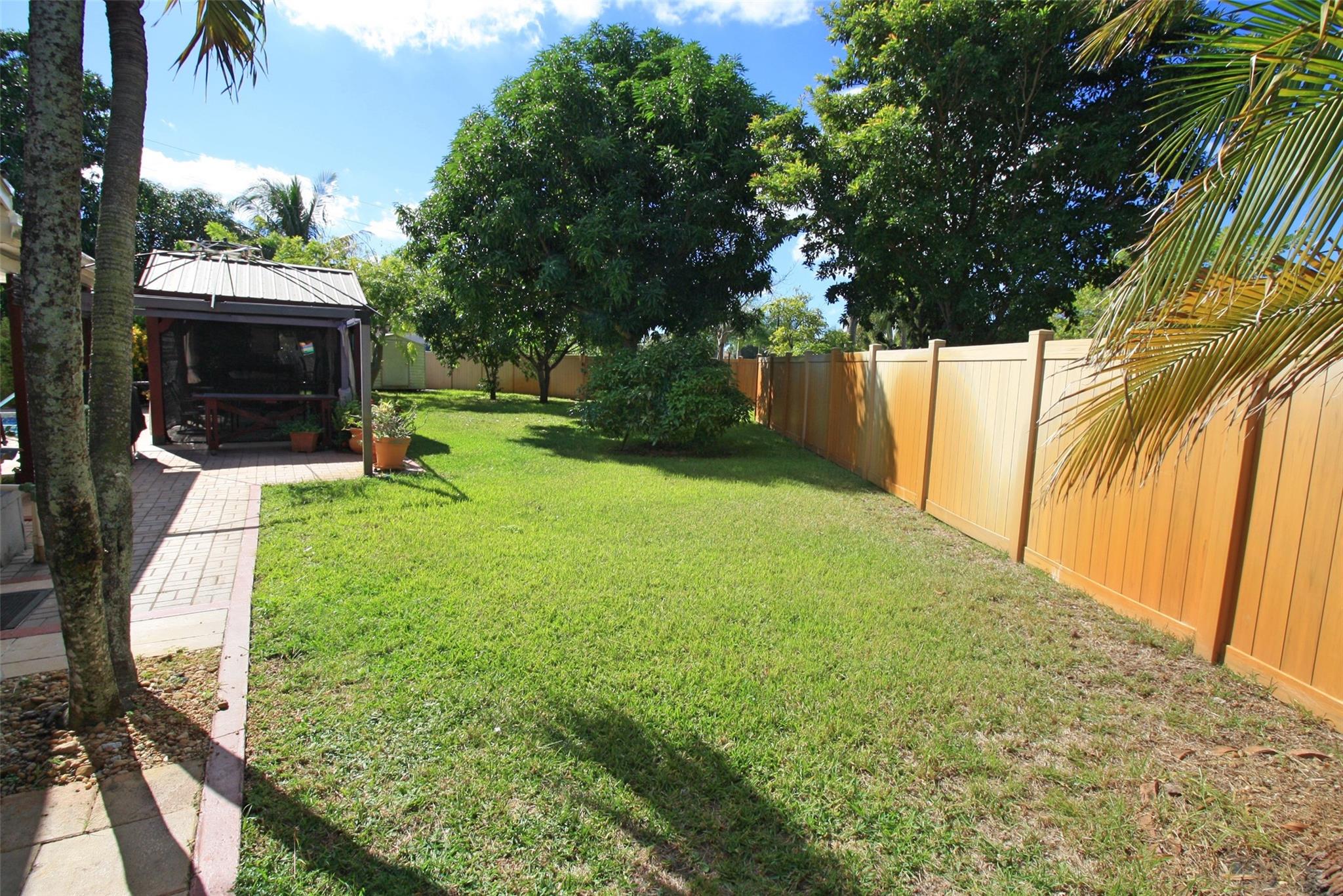 Serino Park Sec 3 81-46 B - Residential