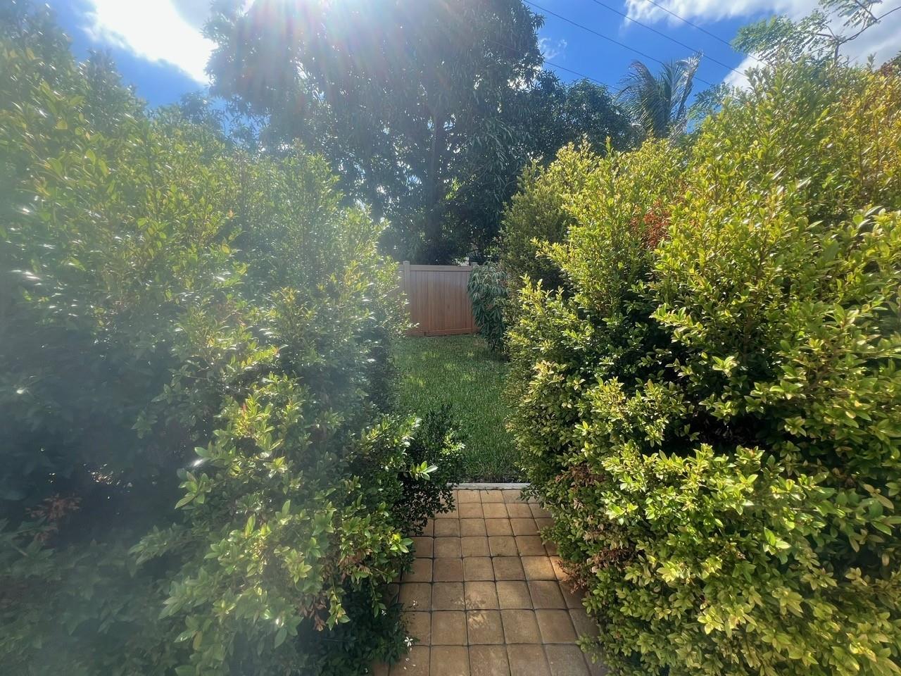 Serino Park Sec 3 81-46 B - Residential