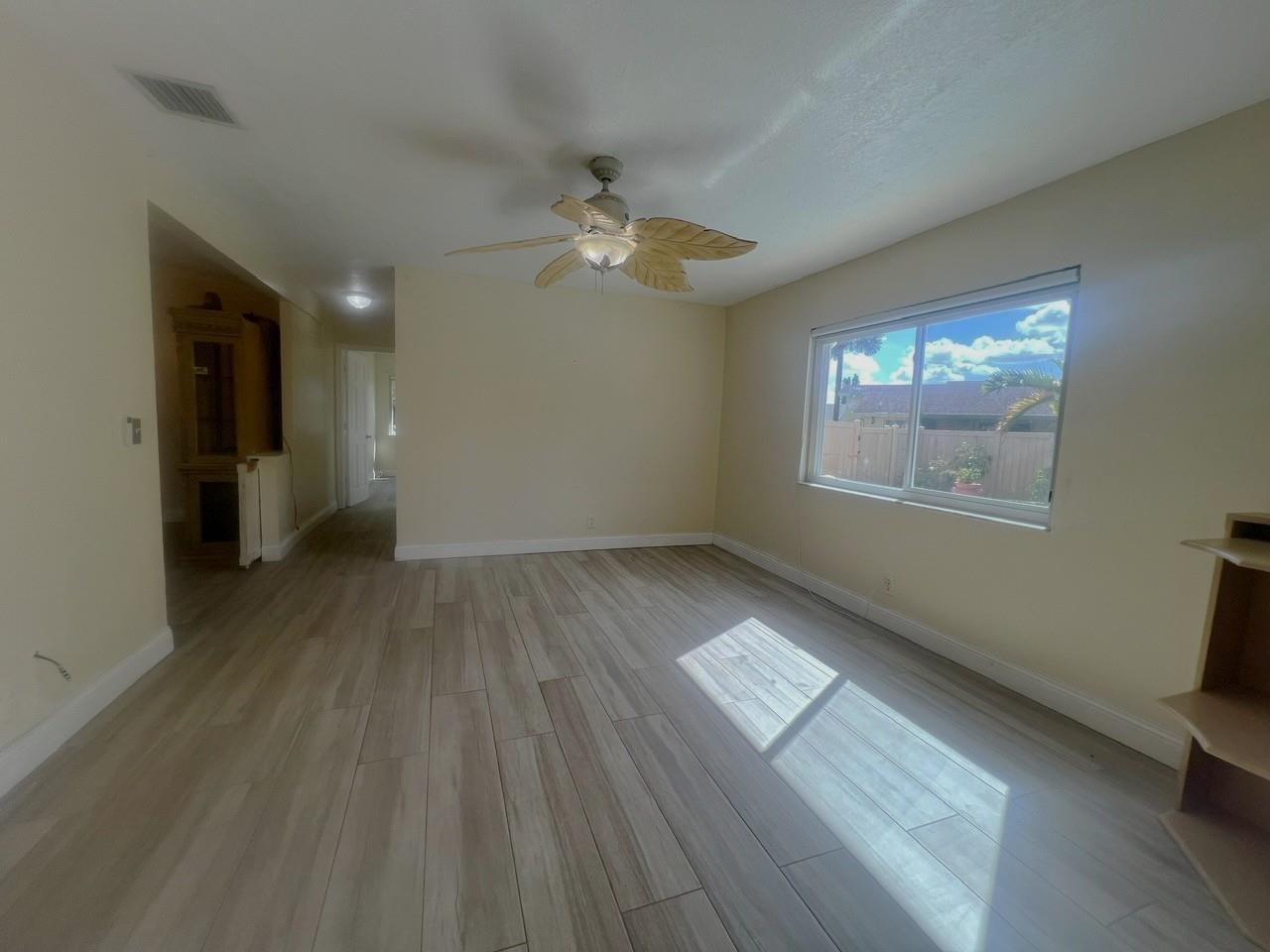 Serino Park Sec 3 81-46 B - Residential