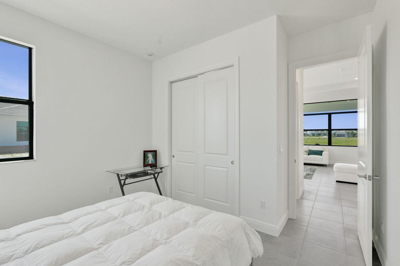 CRESSWIND PALM BEACH - Residential