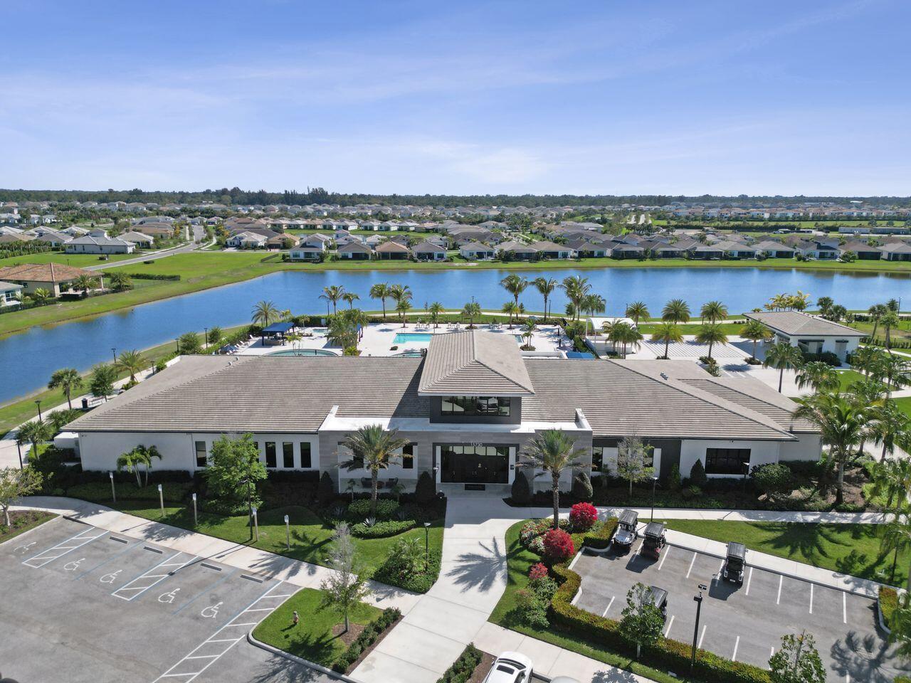 CRESSWIND PALM BEACH - Residential