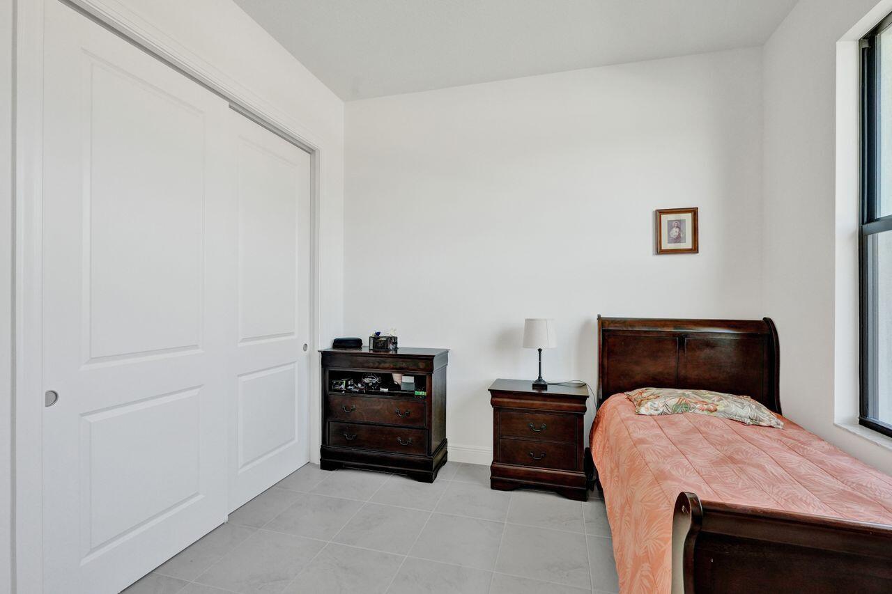 CRESSWIND PALM BEACH - Residential