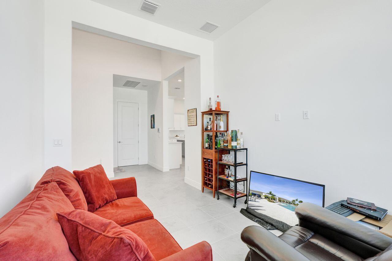 CRESSWIND PALM BEACH - Residential