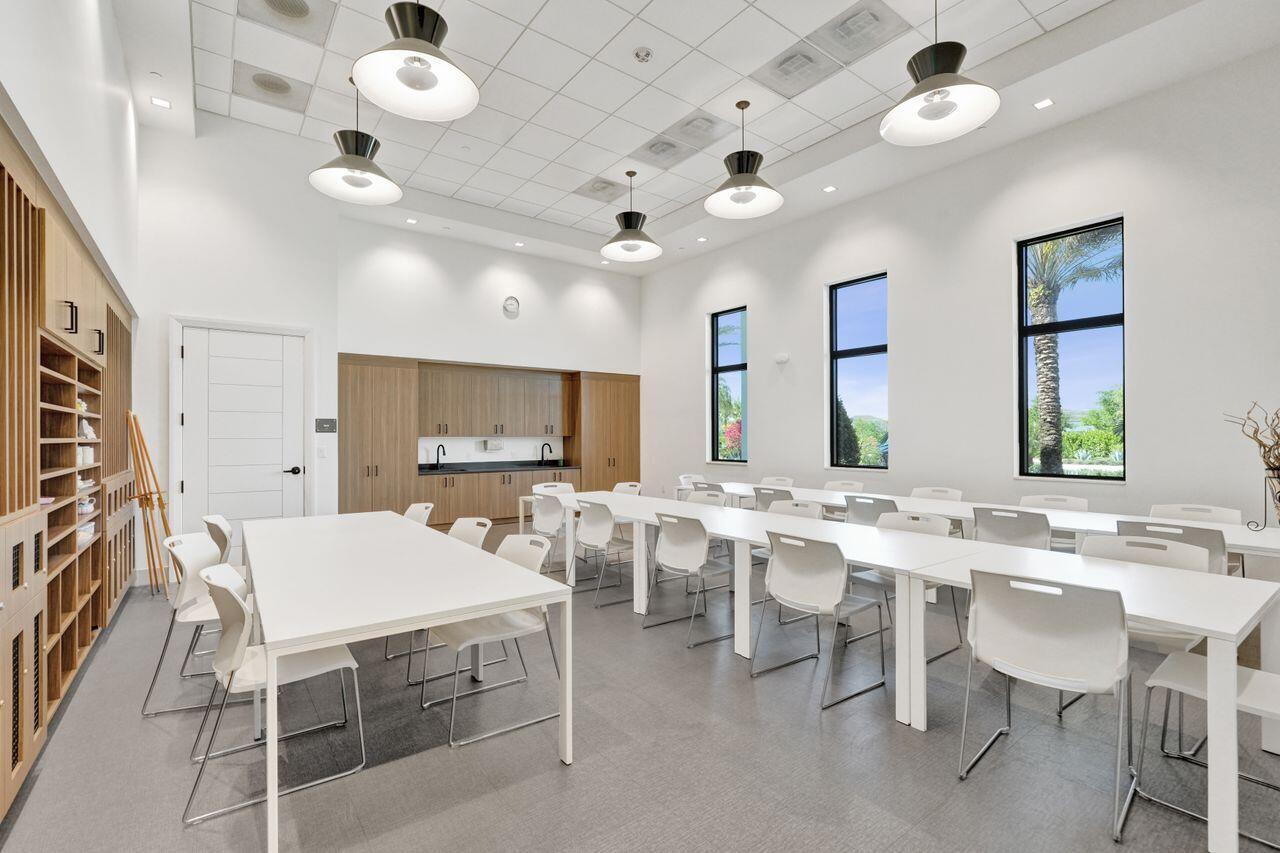 CRESSWIND PALM BEACH - Residential