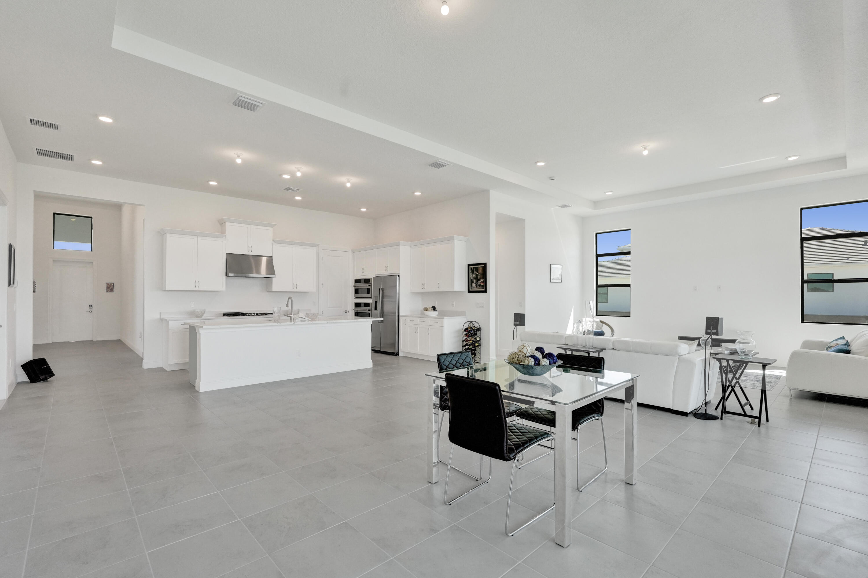 5183 Rivo Alto Circle