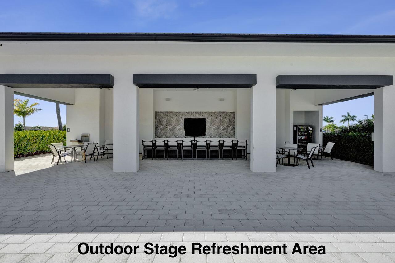 CRESSWIND PALM BEACH - Residential