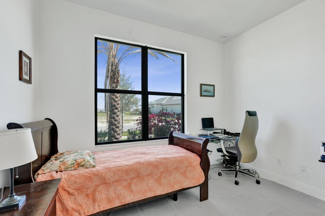 CRESSWIND PALM BEACH - Residential