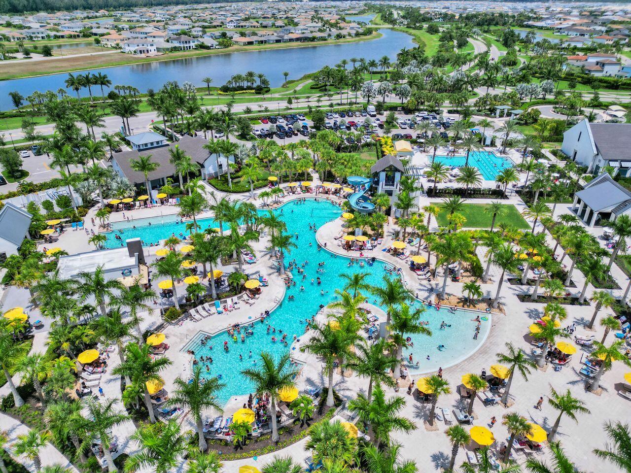 CRESSWIND PALM BEACH - Residential