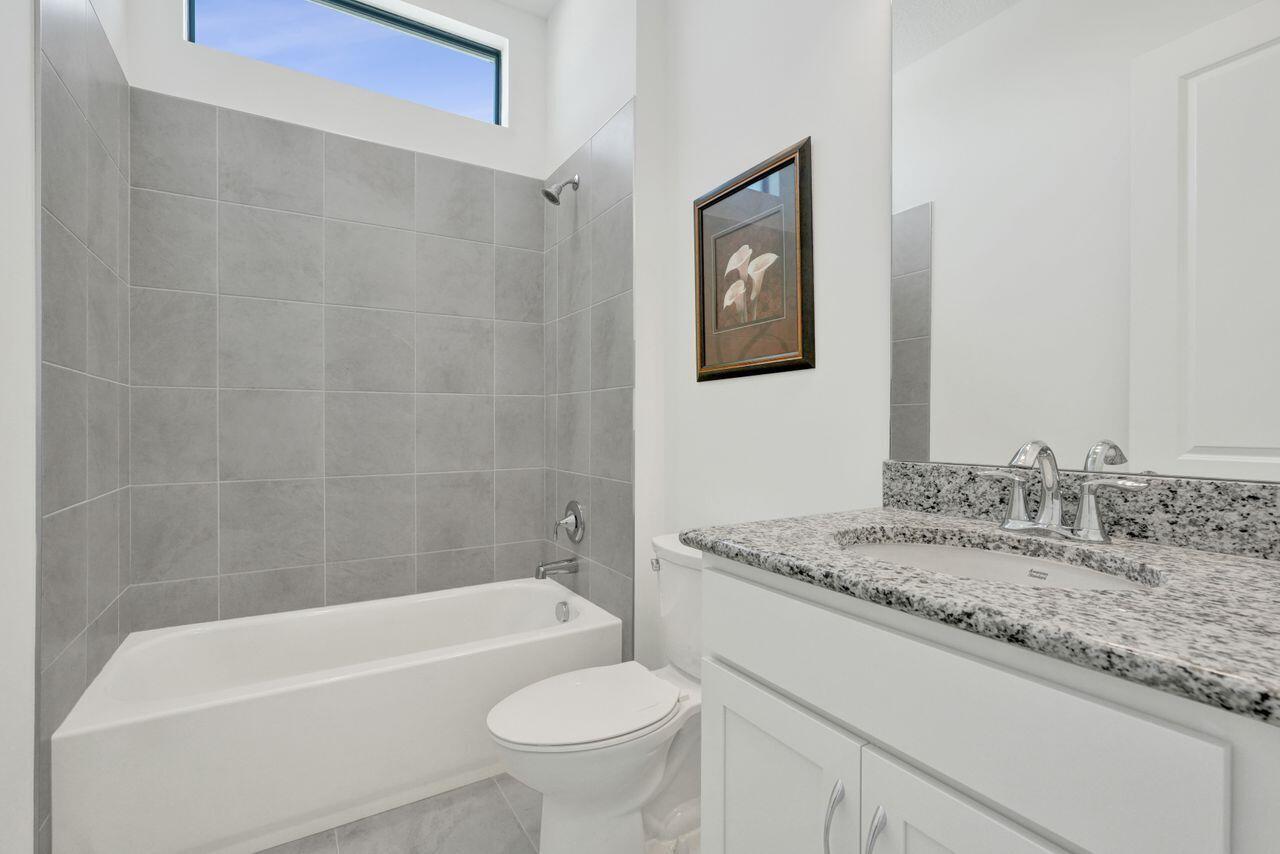 CRESSWIND PALM BEACH - Residential