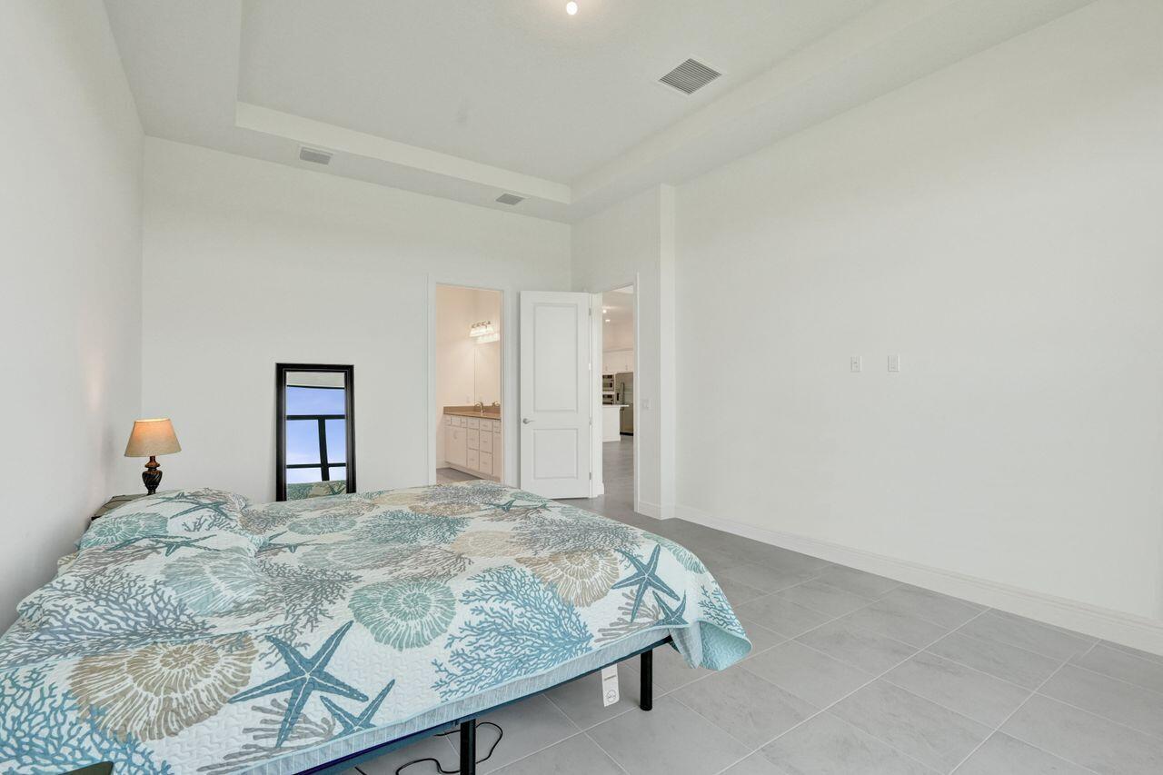 CRESSWIND PALM BEACH - Residential