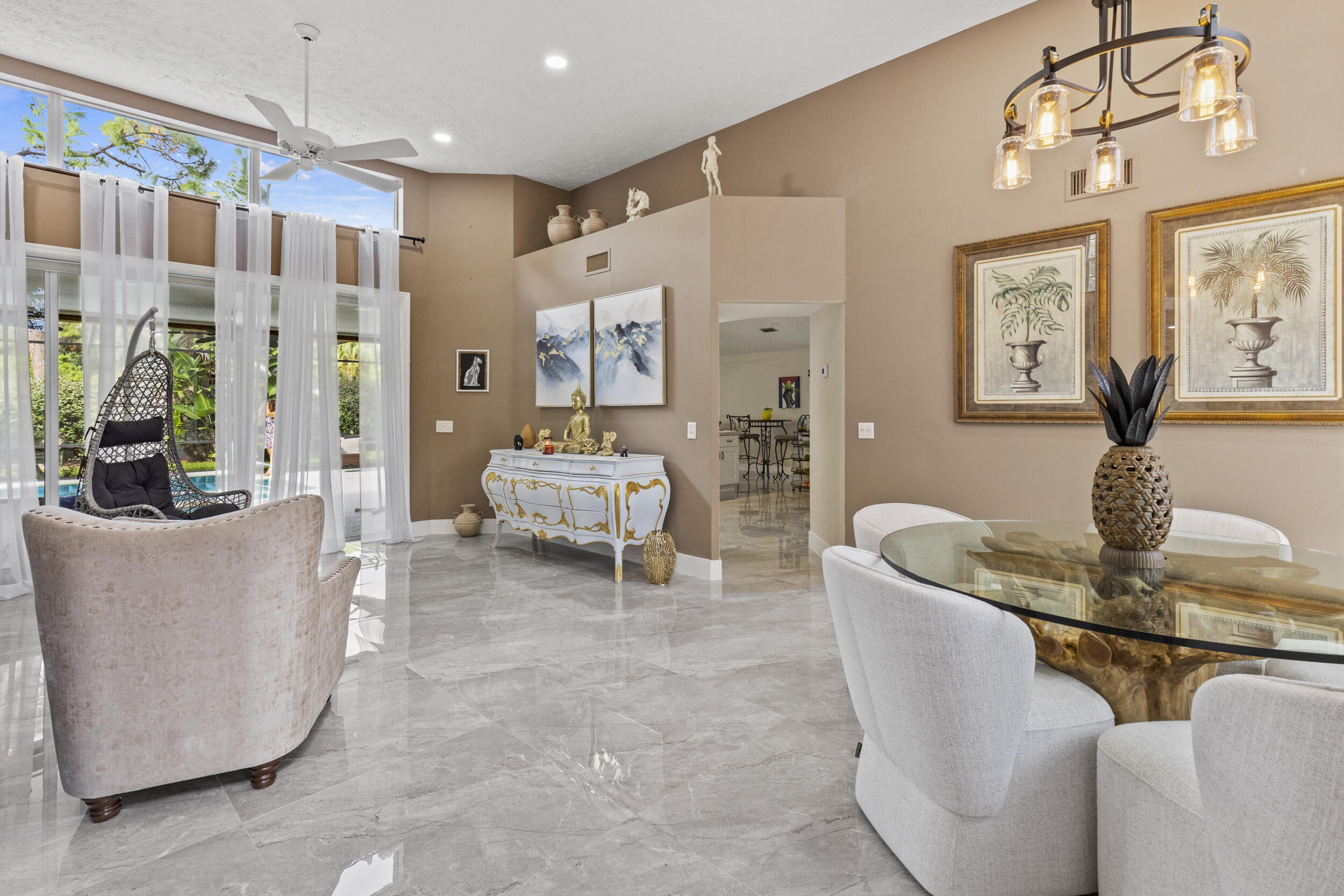 Country Club Estates - Residential