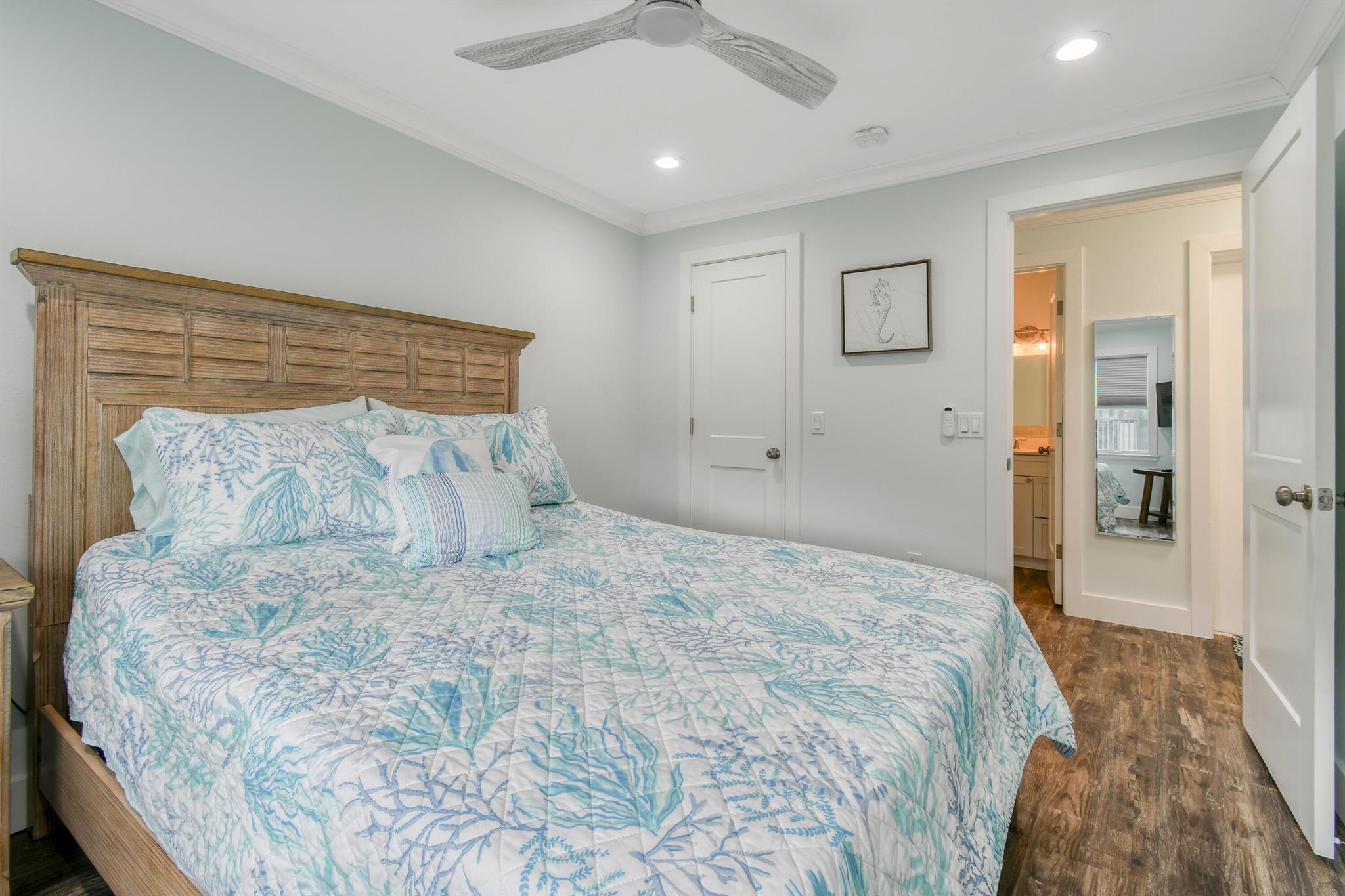 NORTHLAKE HARBOR CONDO - Residential
