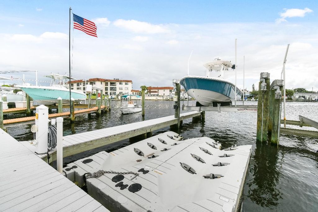 Photo of 400 Northlake Court #104, North Palm Beach, FL 33408 (MLS # R11133310)