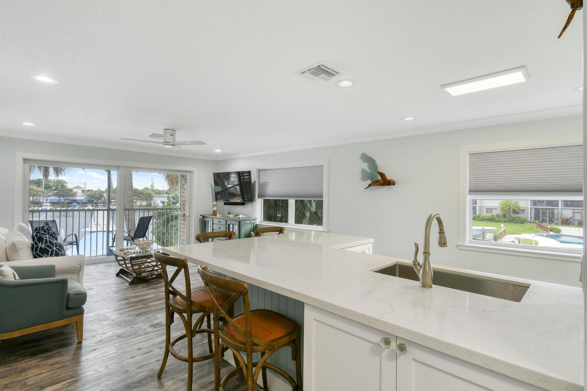 400 Northlake Court 104