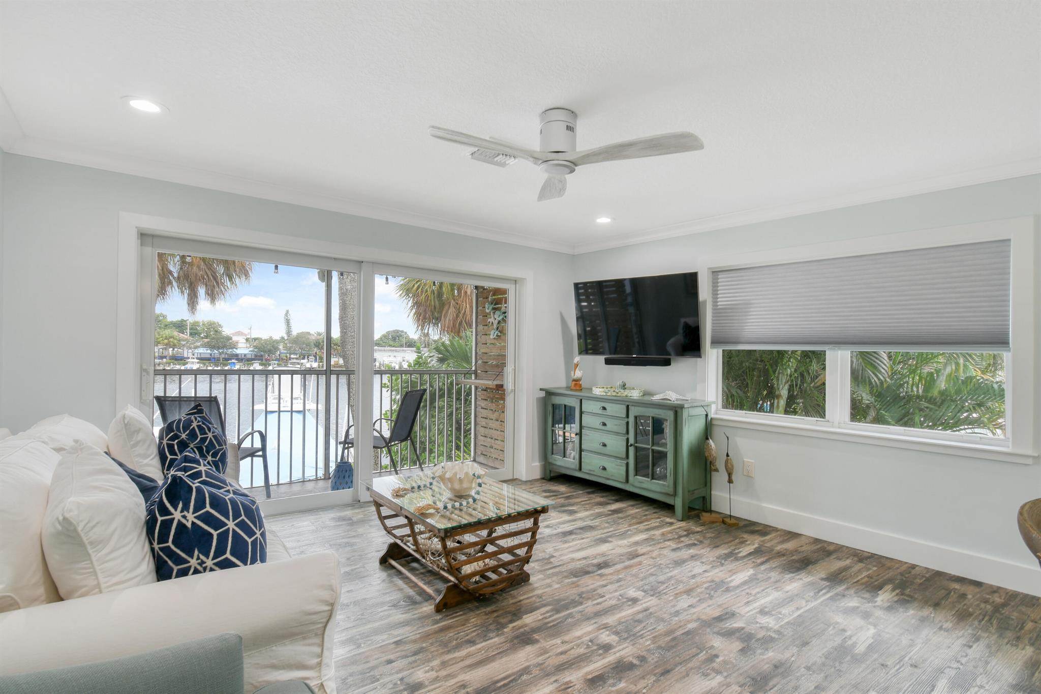 NORTHLAKE HARBOR CONDO - Residential