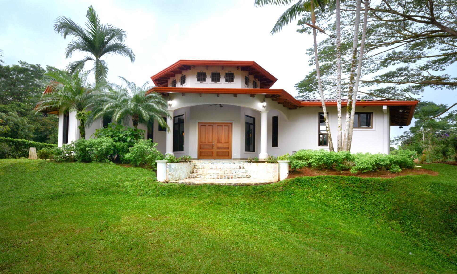 Condominio Tropicos Verde - Residential