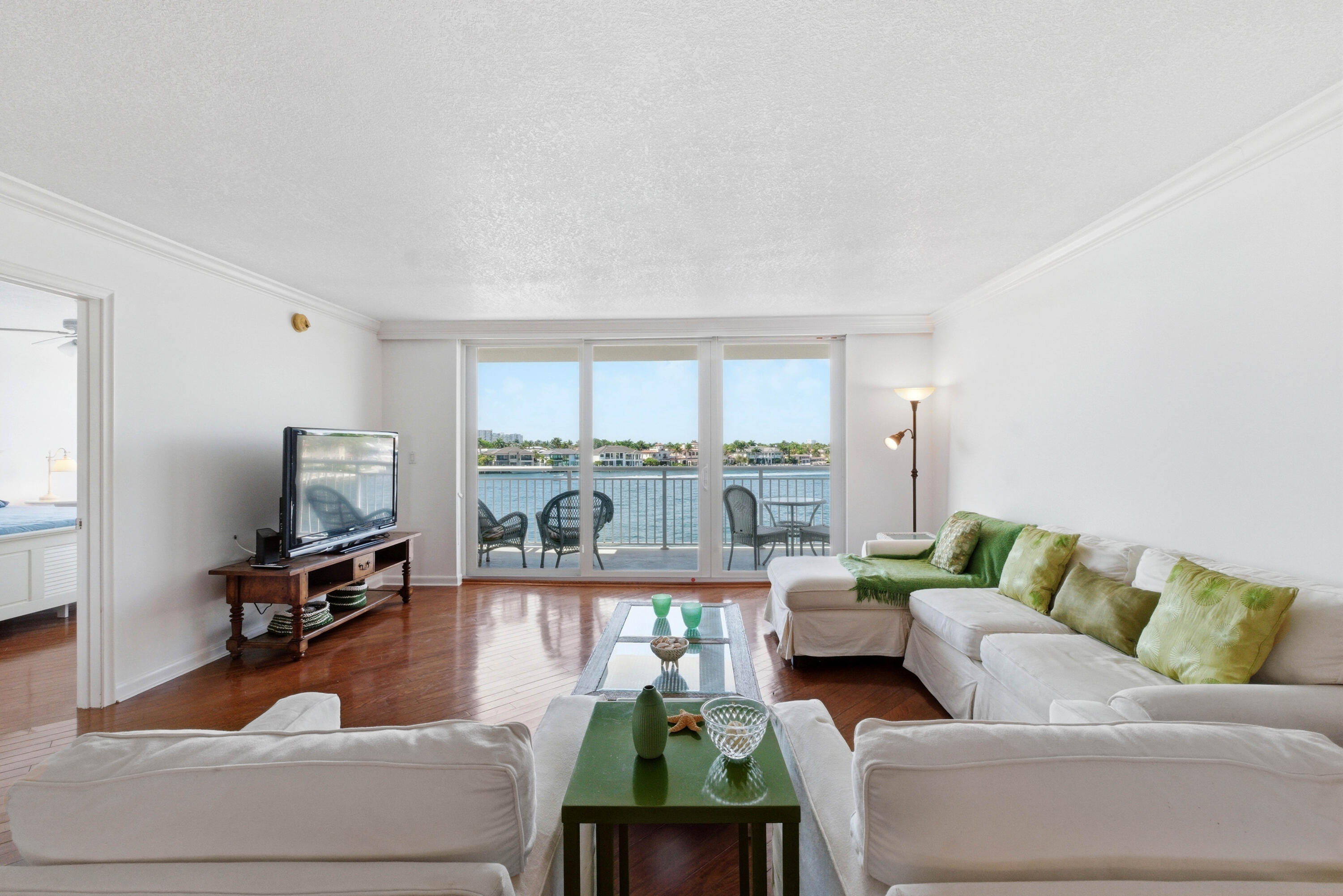 511 Bayshore Drive 410