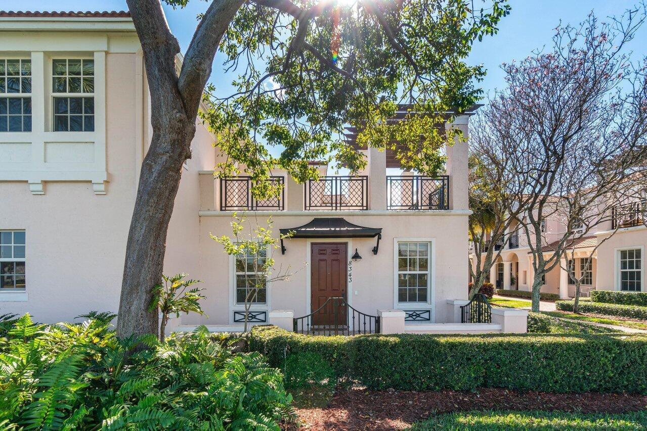 CENTRAL PARK - Residential Lease