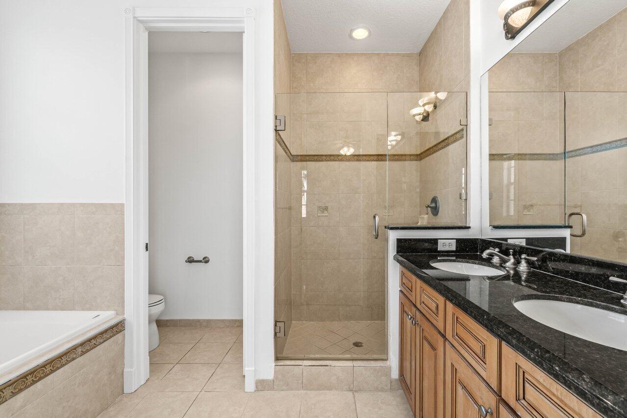 CENTRAL PARK - Residential Lease
