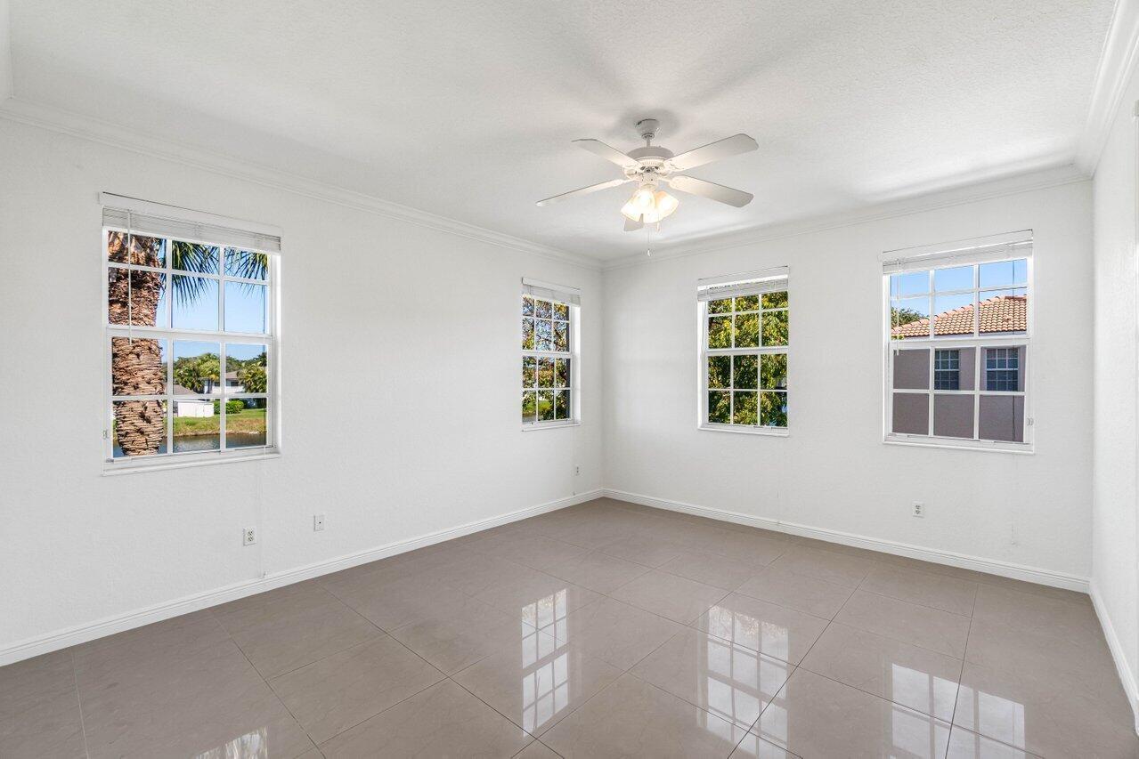 CENTRAL PARK - Residential Lease