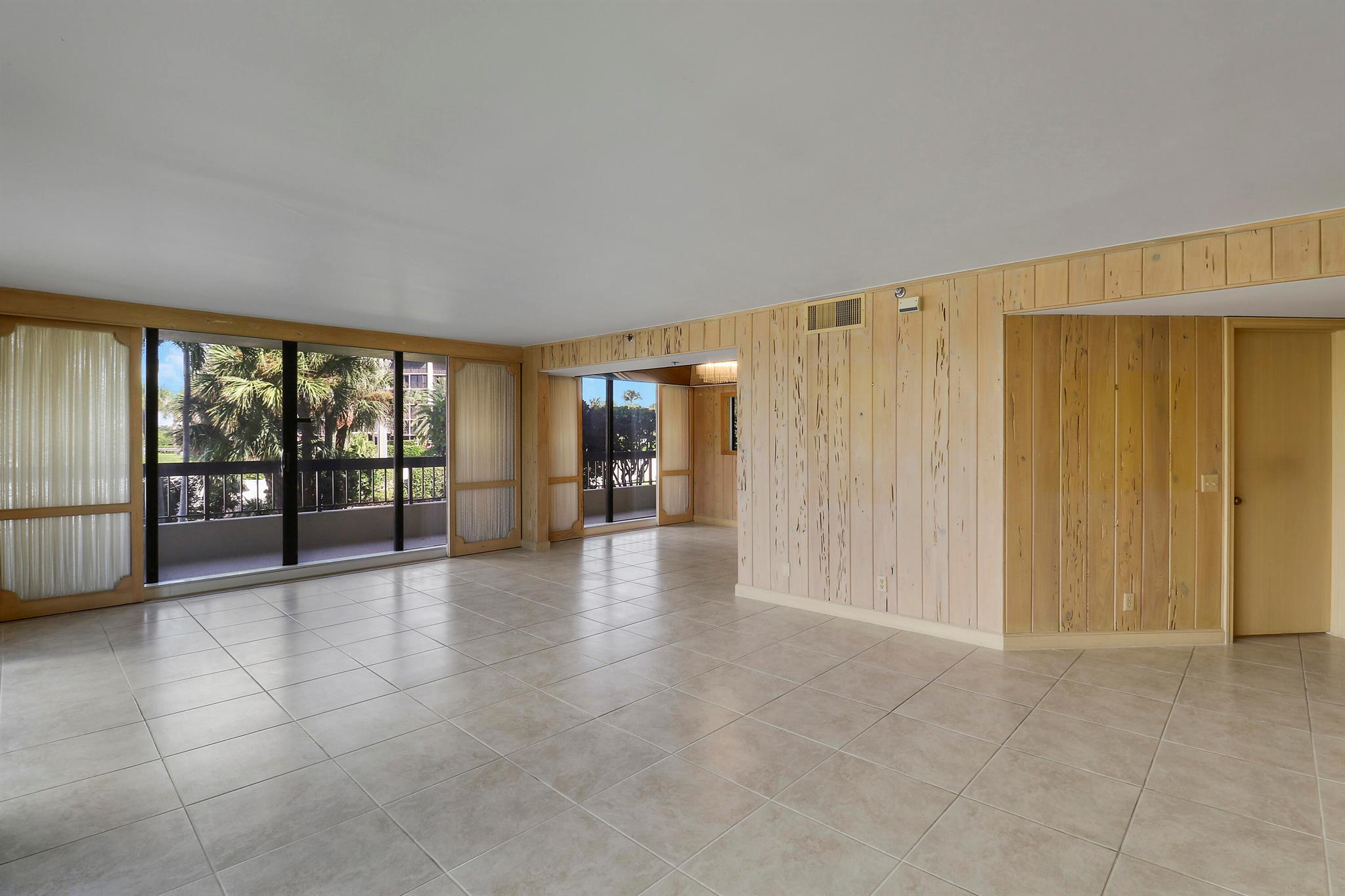 JIB CLUB CONDO - Residential