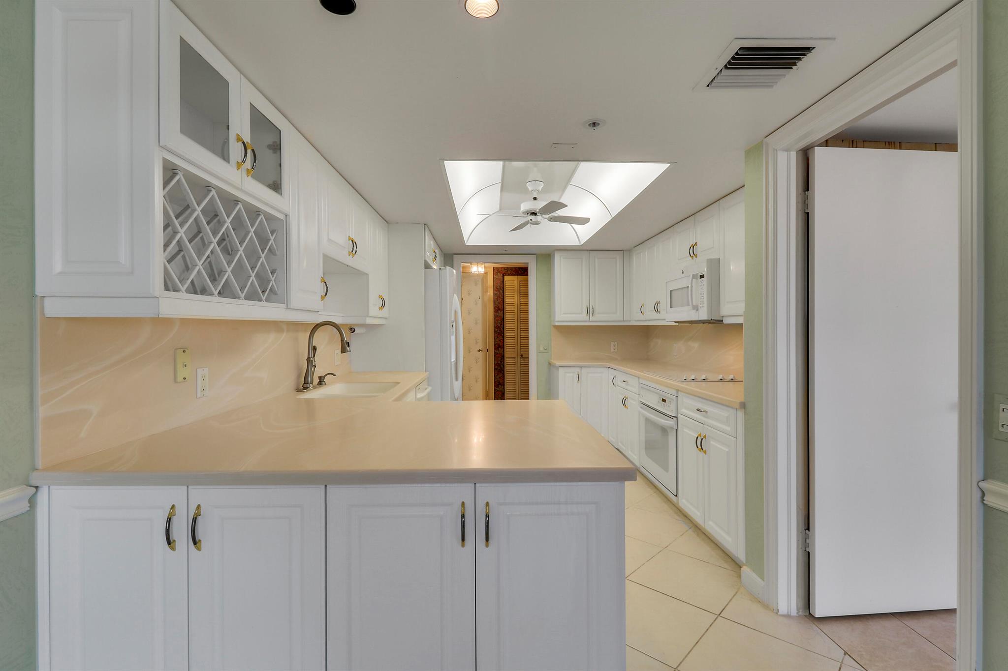 JIB CLUB CONDO - Residential