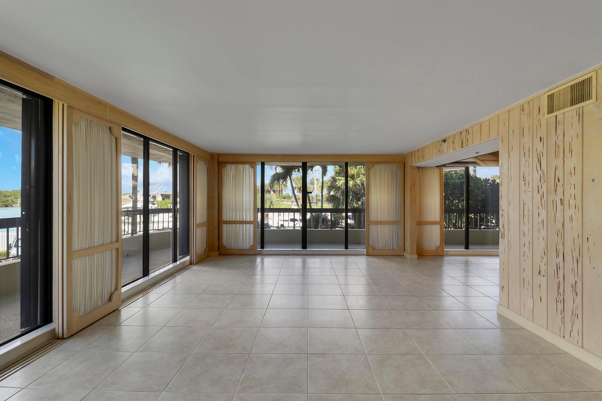 JIB CLUB CONDO - Residential