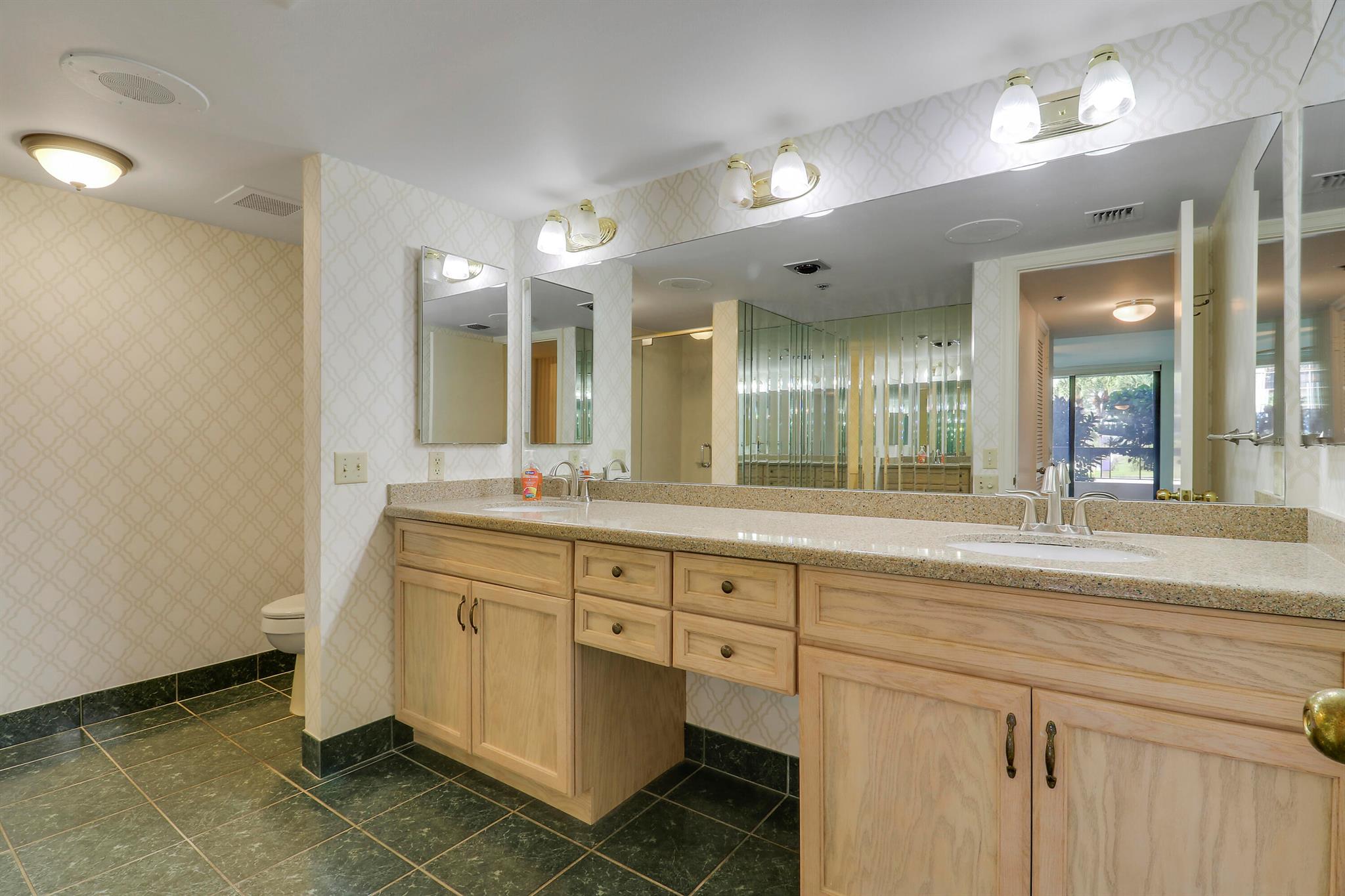 JIB CLUB CONDO - Residential
