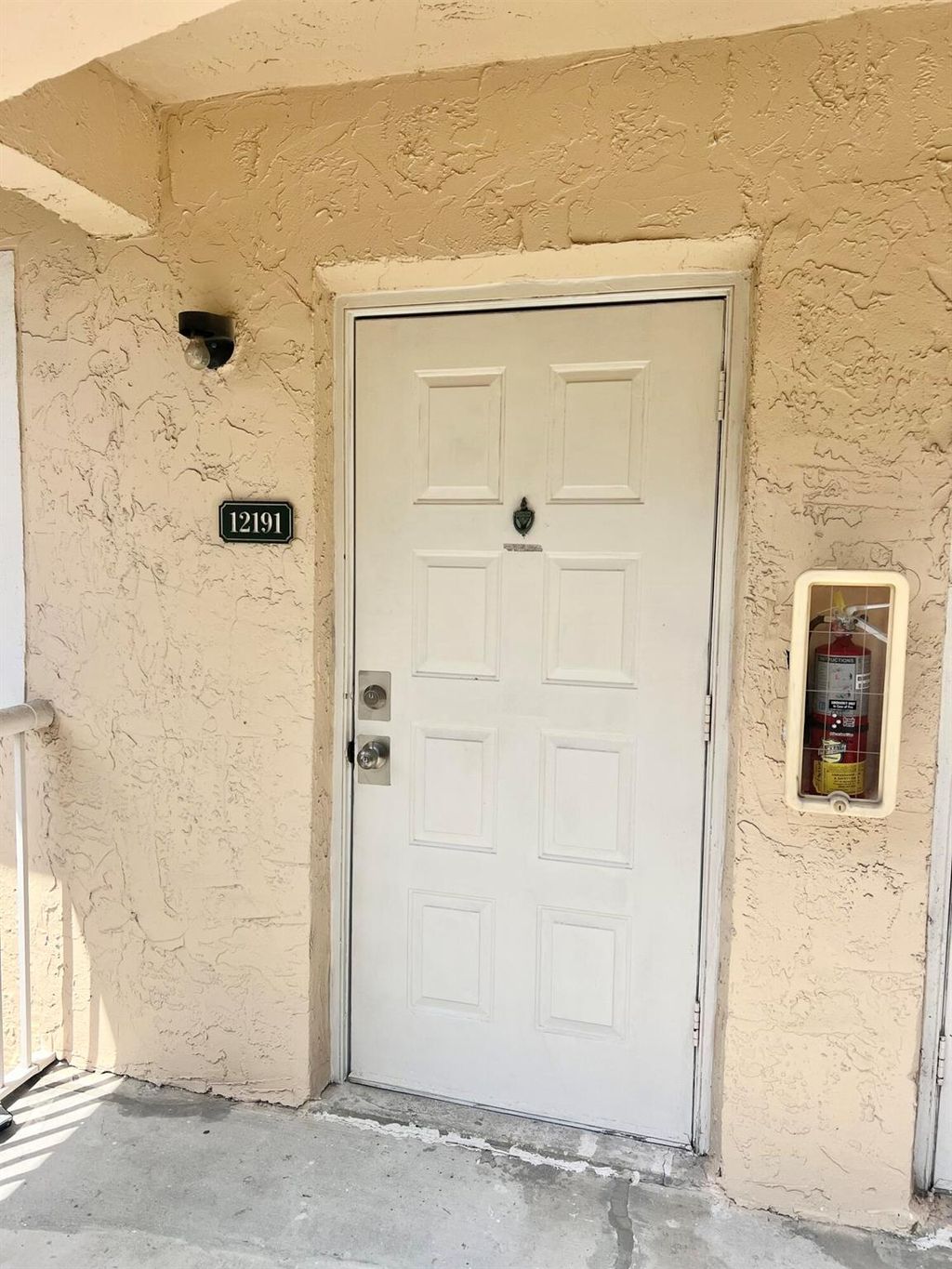 Photo of 12191 Royal Palm Boulevard #8b, Coral Springs, FL 33065 (MLS # R11079680)