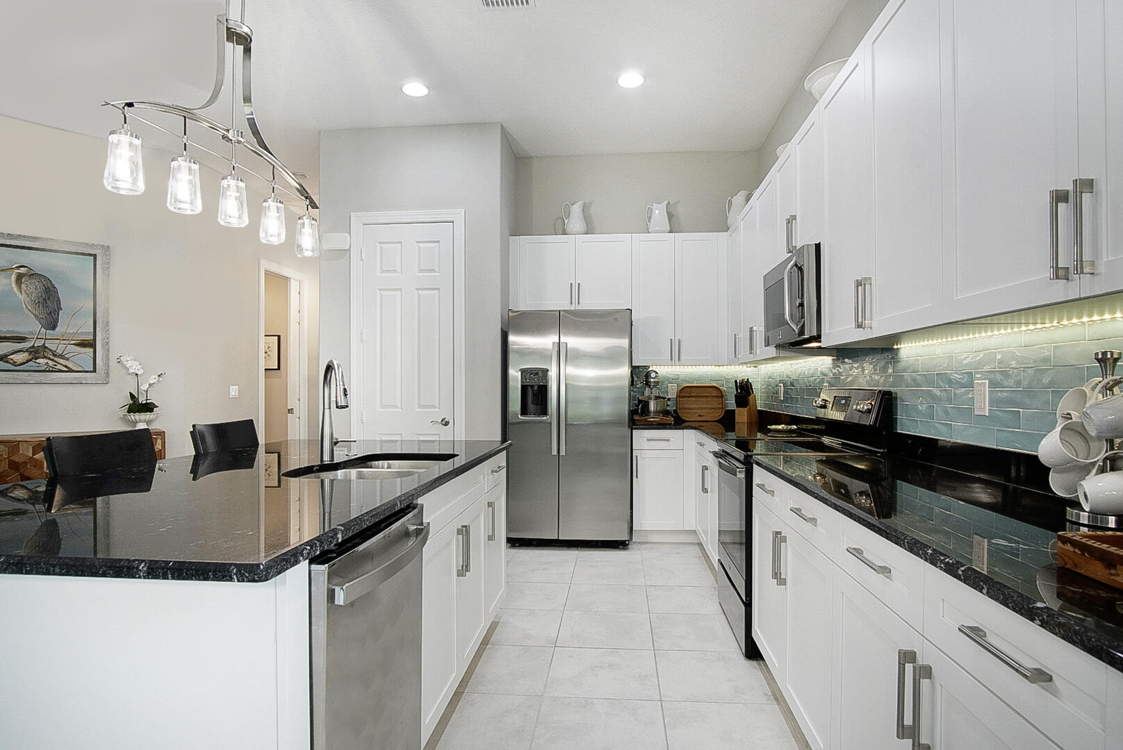 FIRST REPLAT IN MEADOWOOD UNIT THREE - Residential