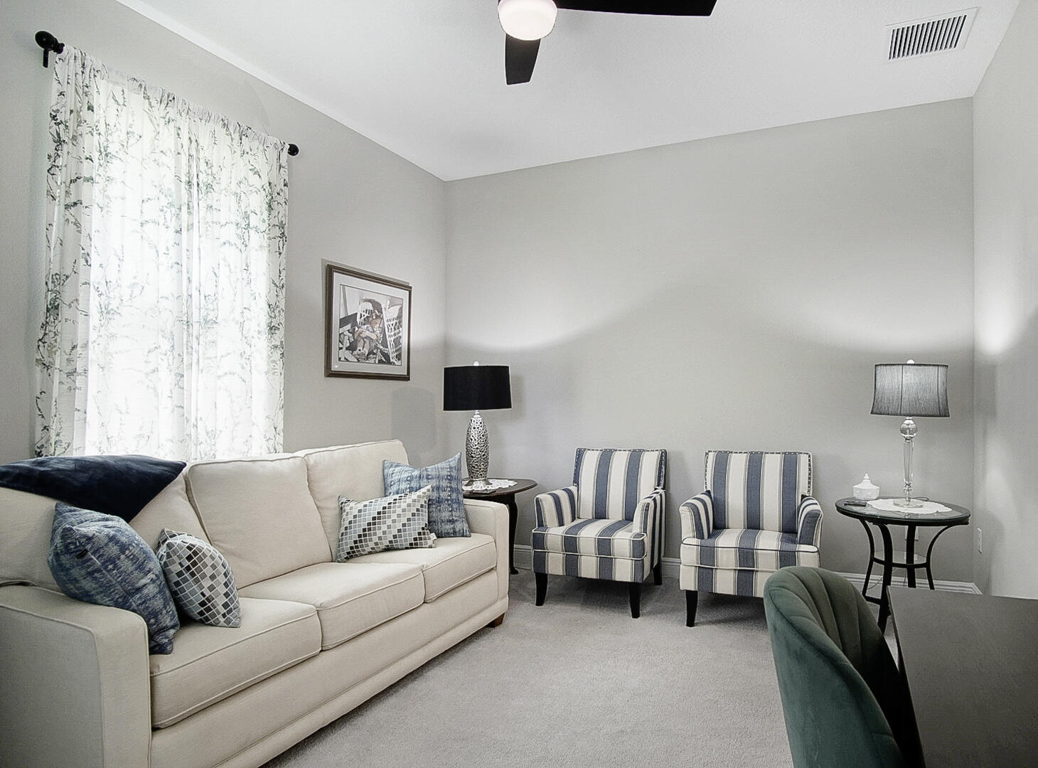 FIRST REPLAT IN MEADOWOOD UNIT THREE - Residential