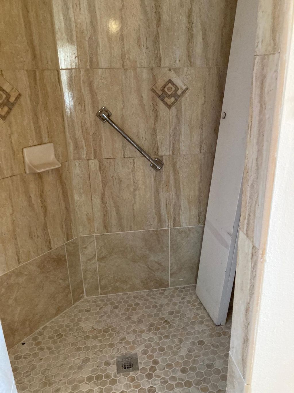 Photo of 429 N 18th Street, Fort Pierce, FL 34950 (MLS # B26011352)