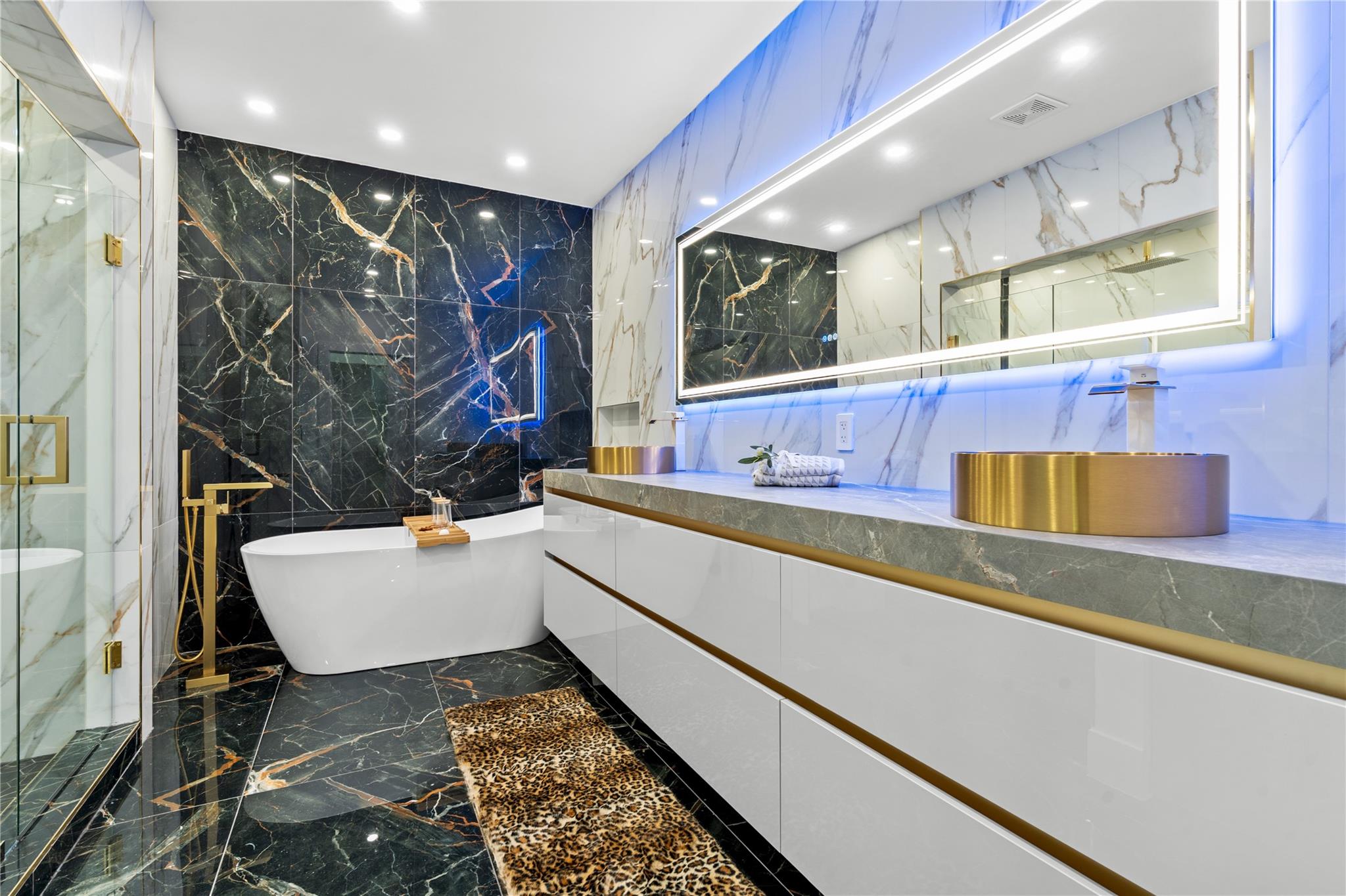 ENCANTADA - Residential