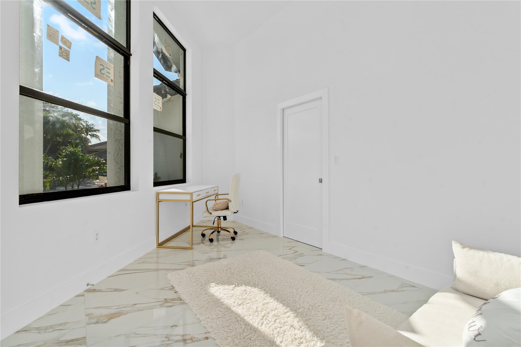 ENCANTADA - Residential