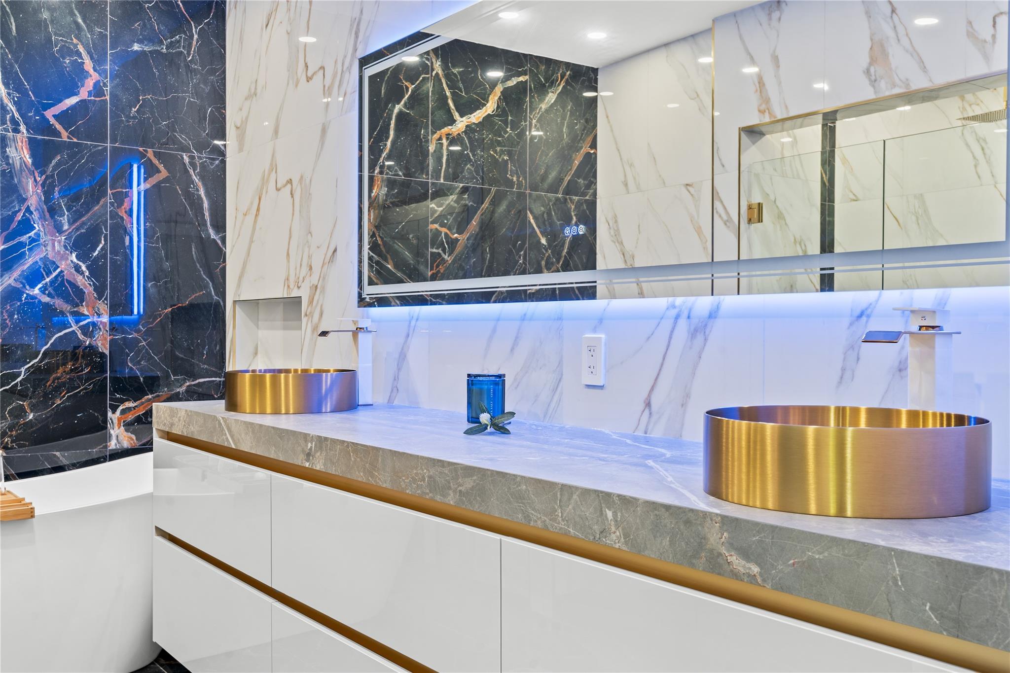ENCANTADA - Residential