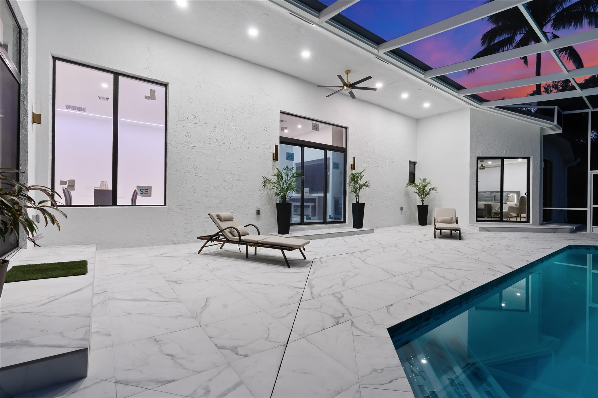 ENCANTADA - Residential