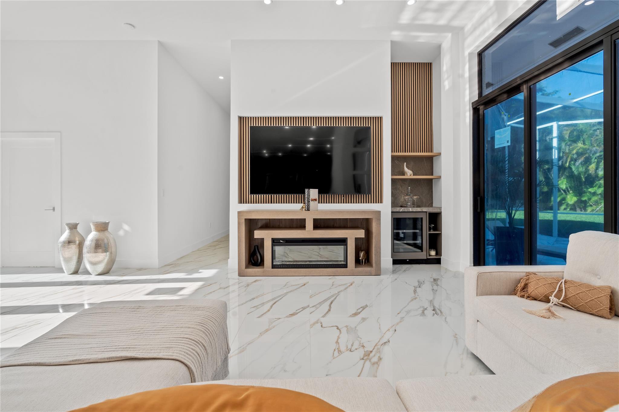 ENCANTADA - Residential