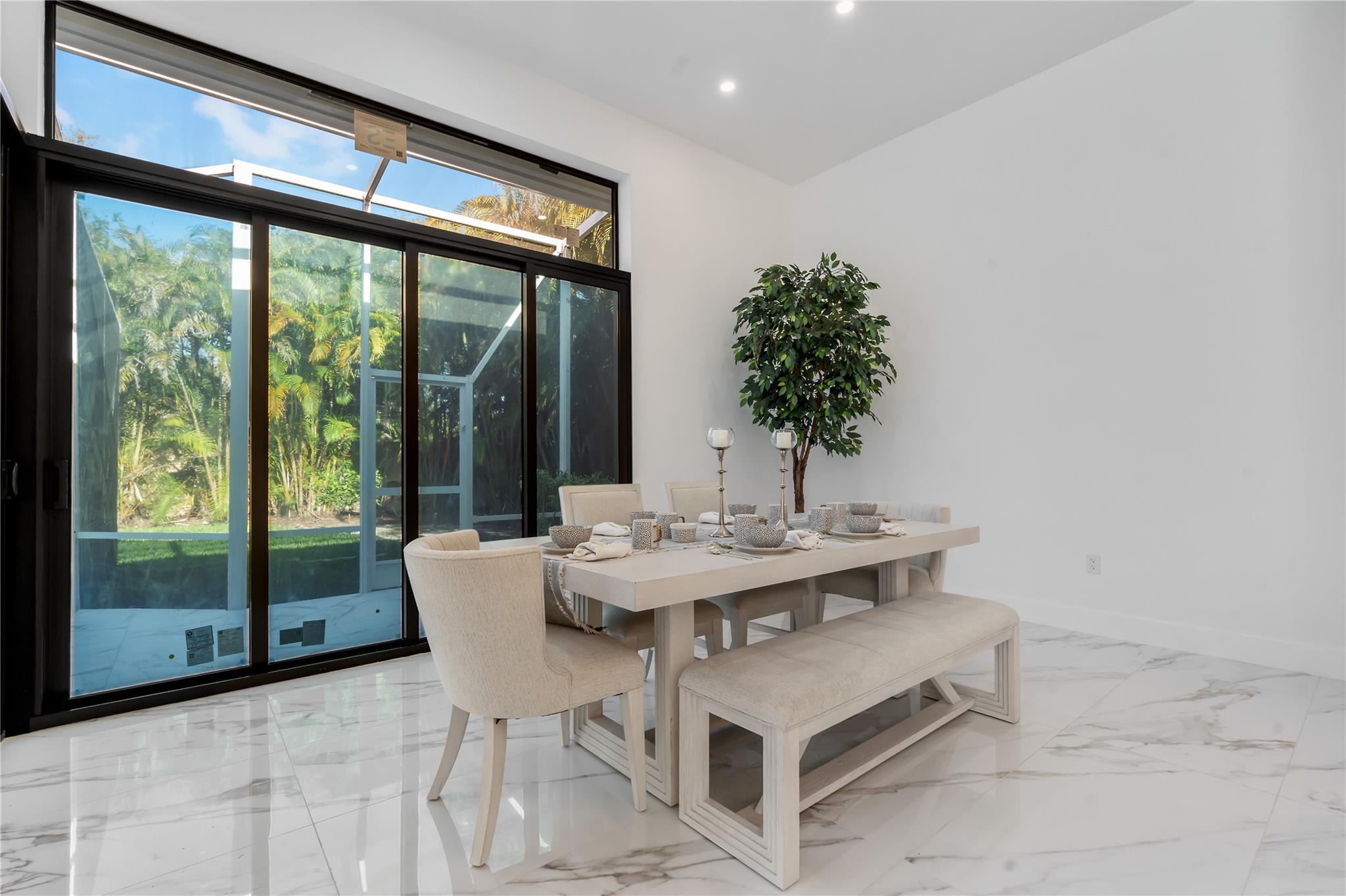 ENCANTADA - Residential