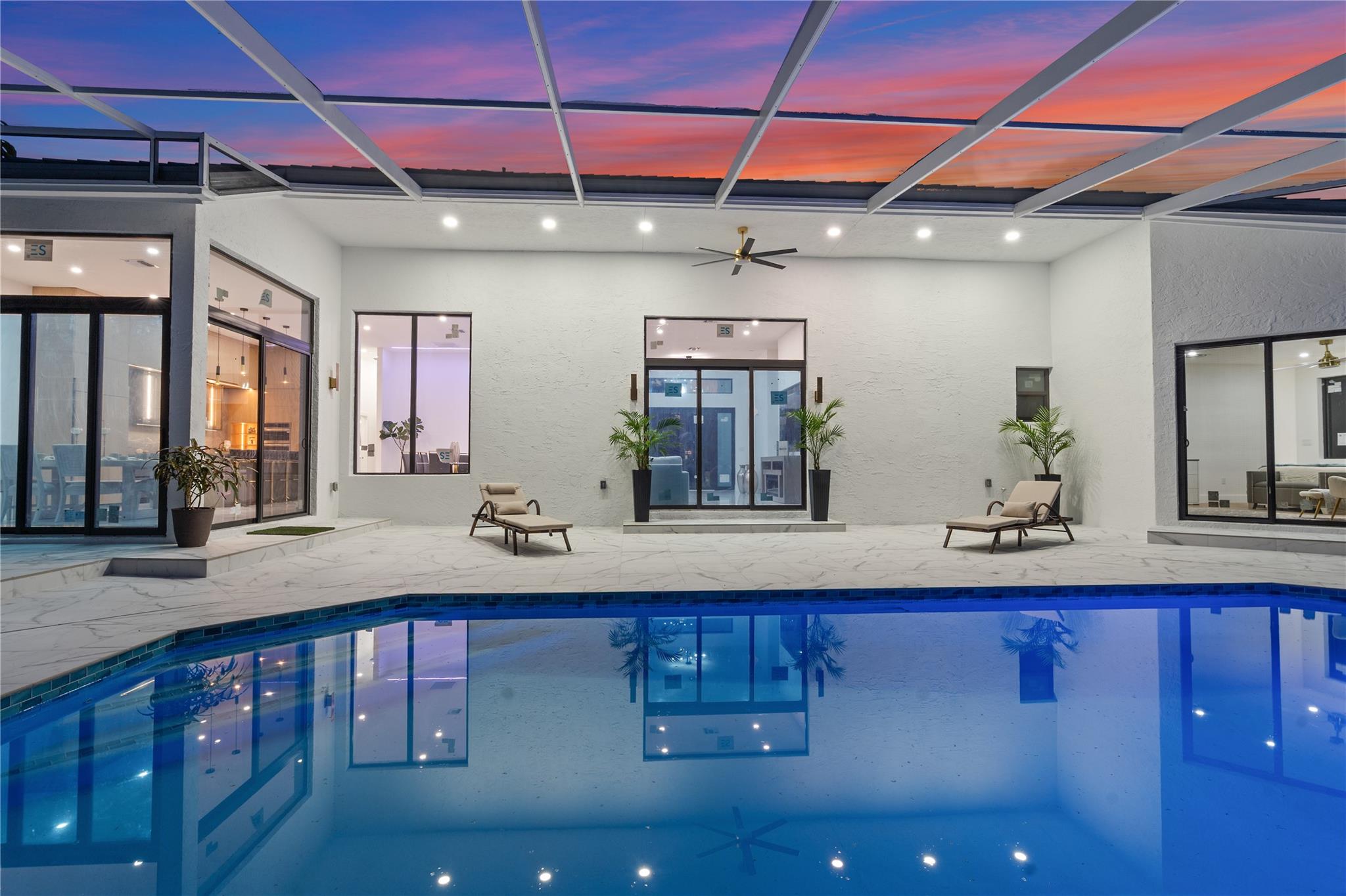 ENCANTADA - Residential