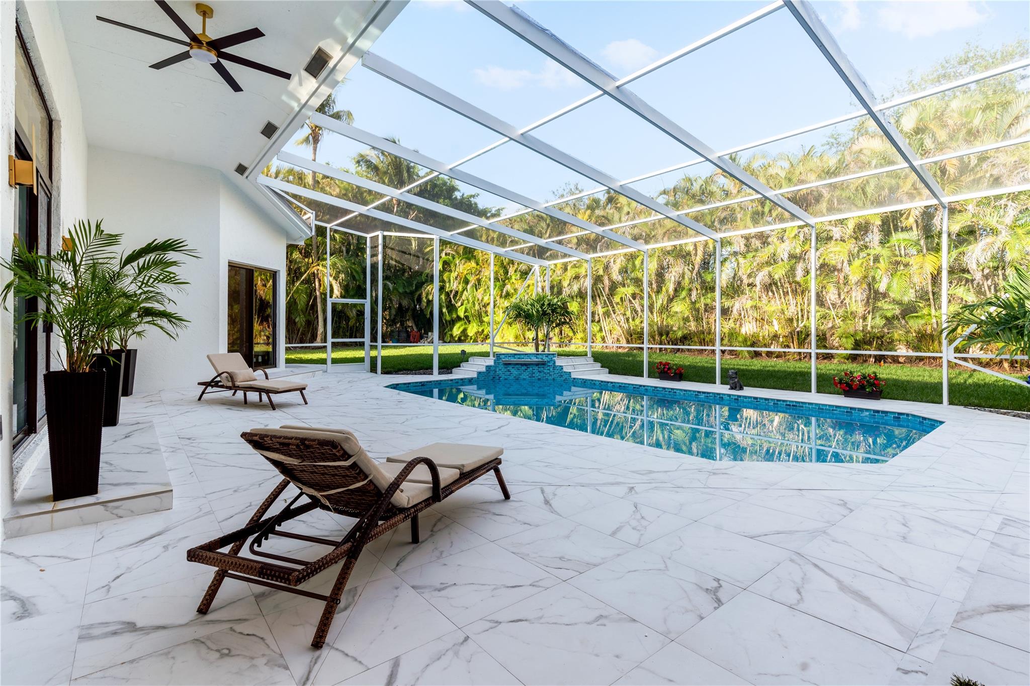 ENCANTADA - Residential