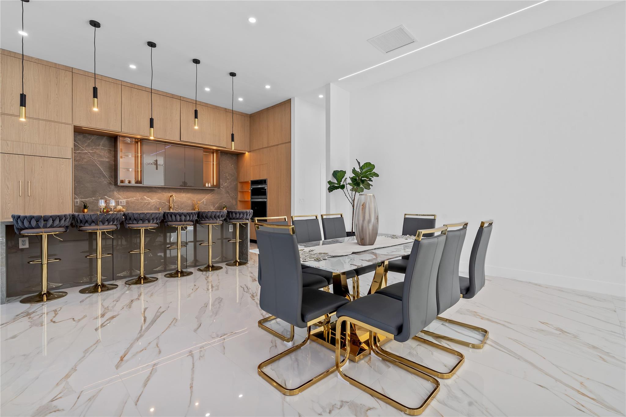 ENCANTADA - Residential
