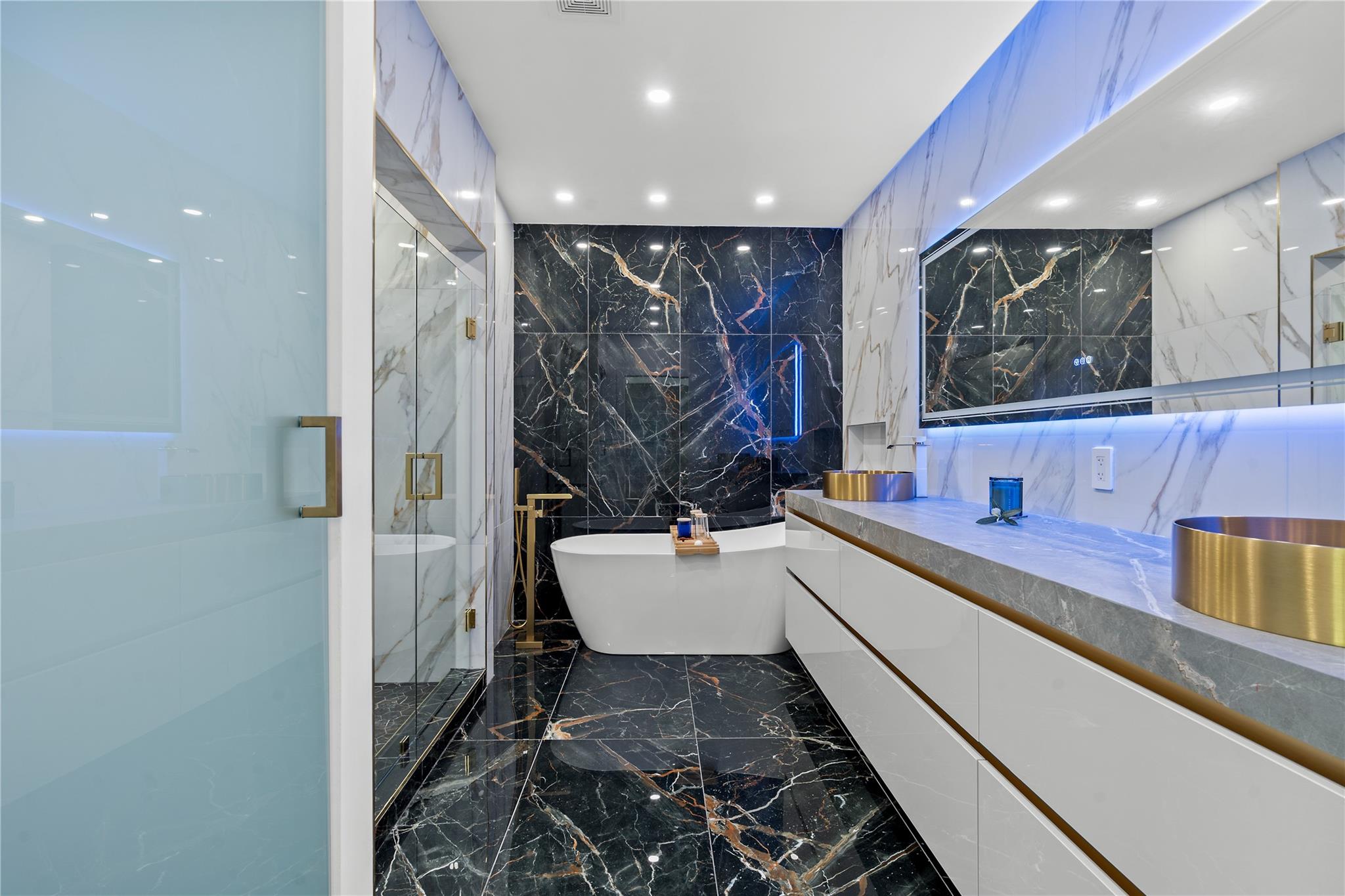 ENCANTADA - Residential