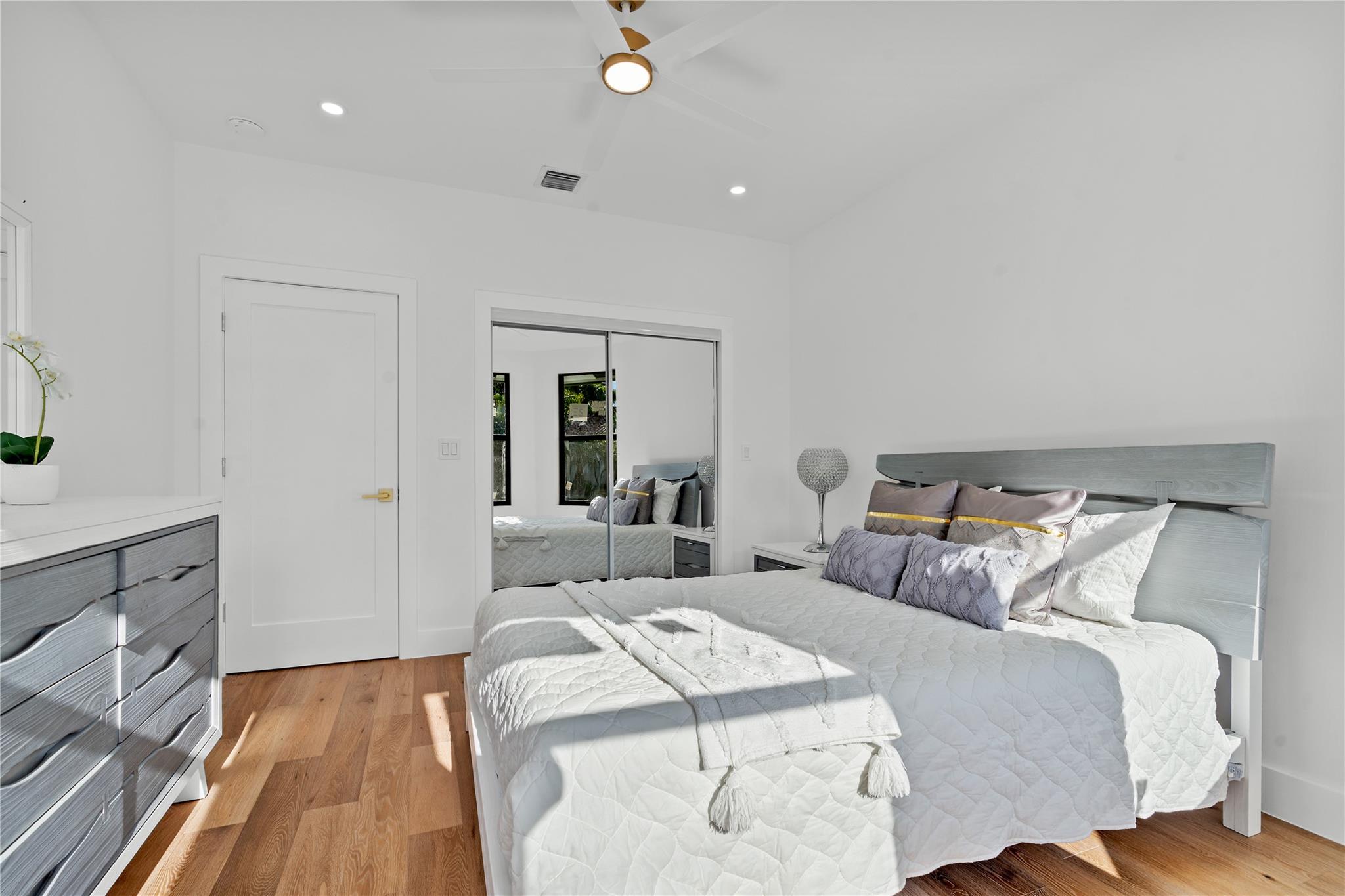 ENCANTADA - Residential